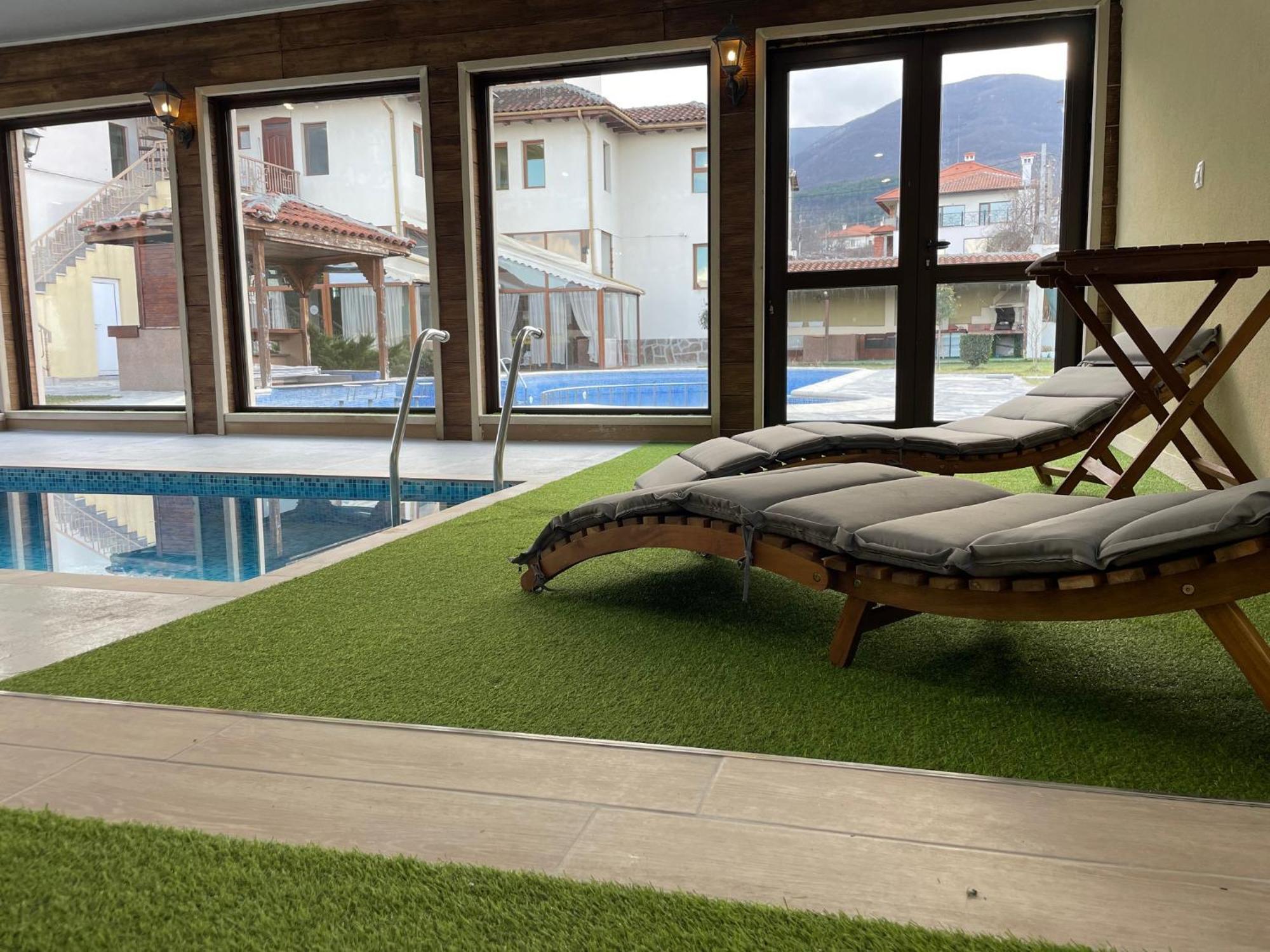 Вила Флора Паталеница Kültér fotó